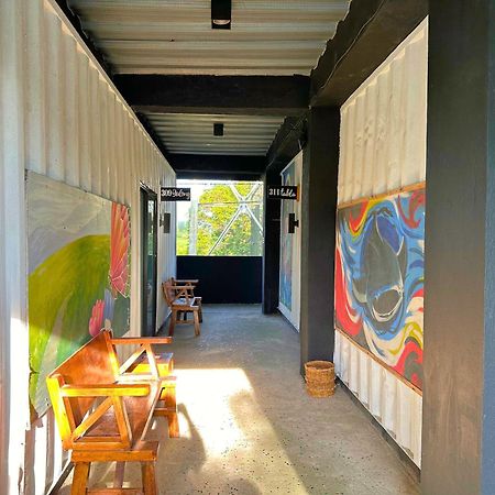 Containers By Eco Hotels Tagaytay City Екстериор снимка